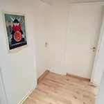 Easy Sleep In - Private Access - 24h Self Check In-out Odense