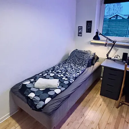 Easy Sleep In - Private Access - 24h Self Check In-out Habitación en casa particular