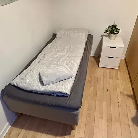 Easy Sleep In - Private Access - 24h Self Check In-out