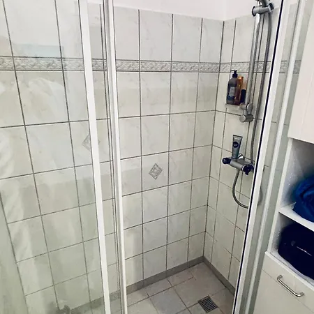 Easy Sleep In - Private Access - 24h Self Check In-out Habitación en casa particular *